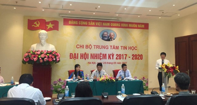 Đại hội Chi bộ Trung tâm Tin học nhiệm kỳ 2017- 2020